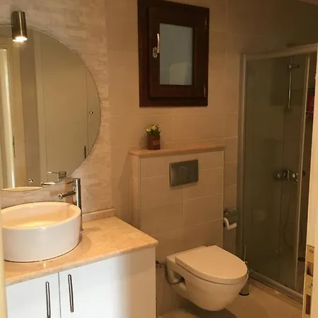 Banus Apartlari