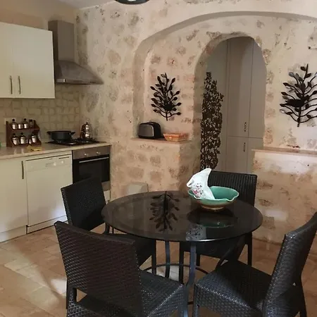 Banus Apartlari Apartman